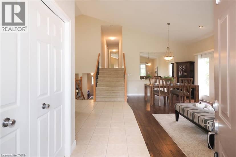 559 SPRINGWATER Drive, Waterloo, photo 6