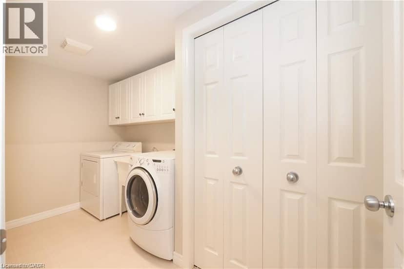 559 SPRINGWATER Drive — photo 30 of 40