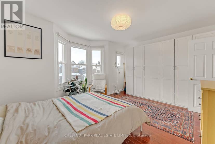 1383 Lansdowne Avenue — photo 30 of 36