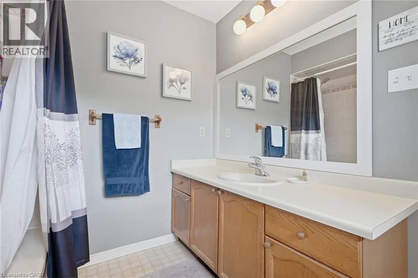 31 KARSH Crescent — photo 12 of 40