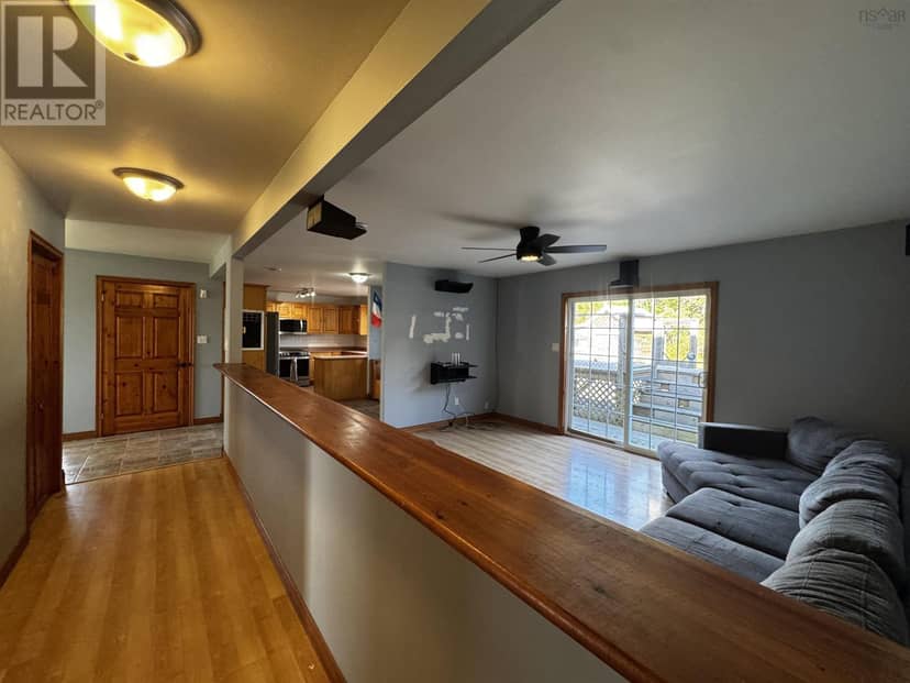 333 Lochside Rd. — photo 13 of 26