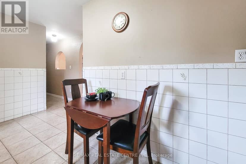 137 East 16th Street — photo 10 of 40