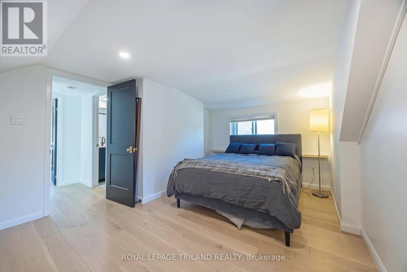 5 McKenzie Avenue — photo 25 of 40