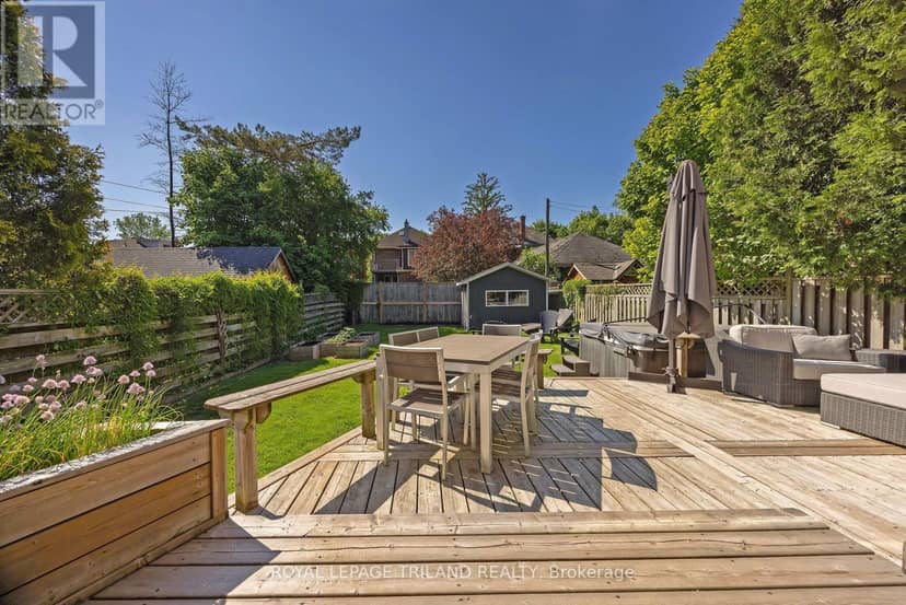 5 McKenzie Avenue — photo 30 of 40
