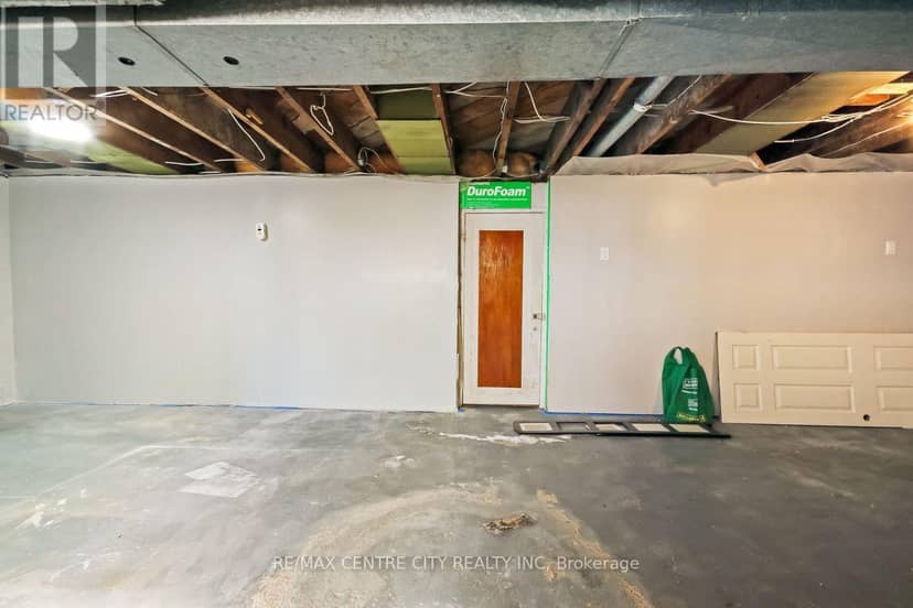48 South Valerie Street — photo 22 of 30