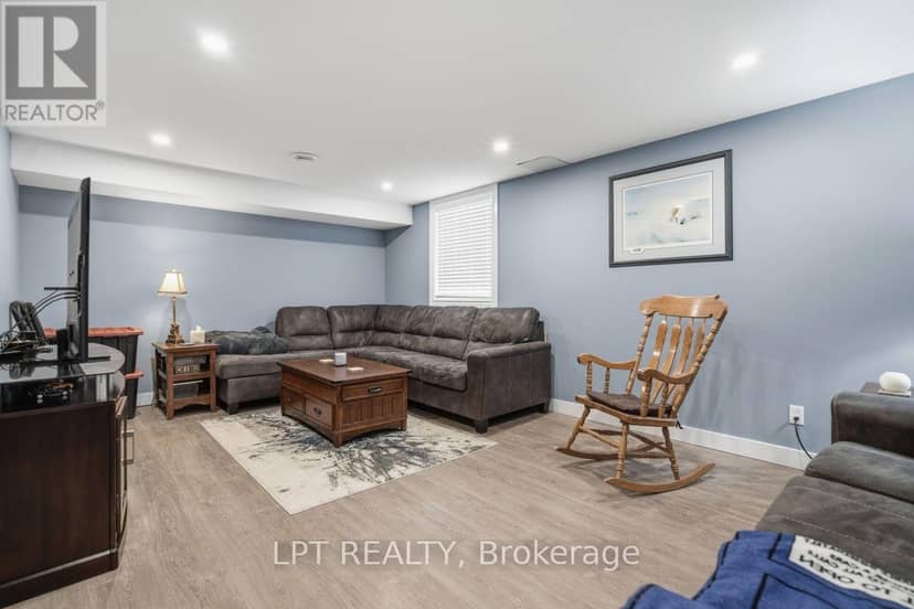 808 Elginfield Road, North Middlesex, photo 6