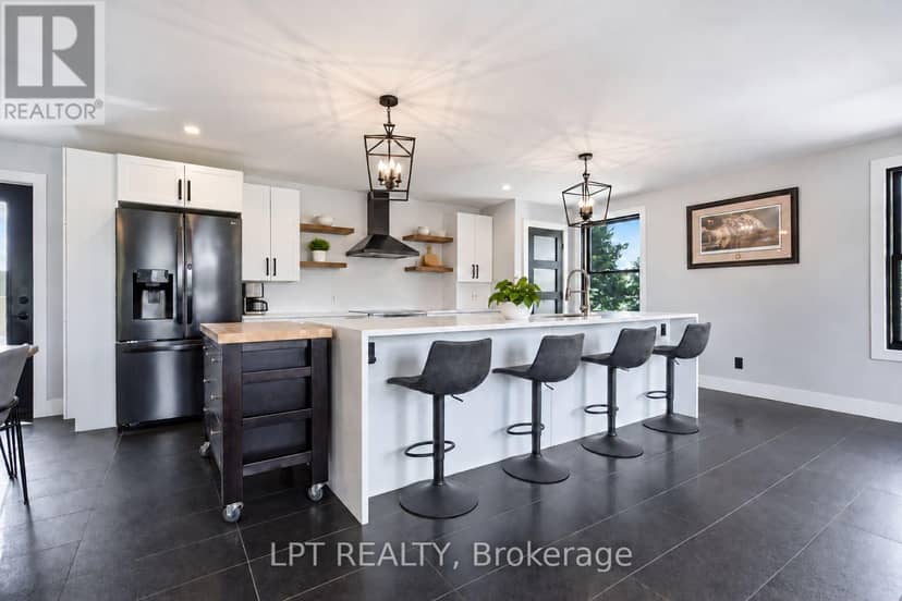 808 Elginfield Road, North Middlesex, photo 8