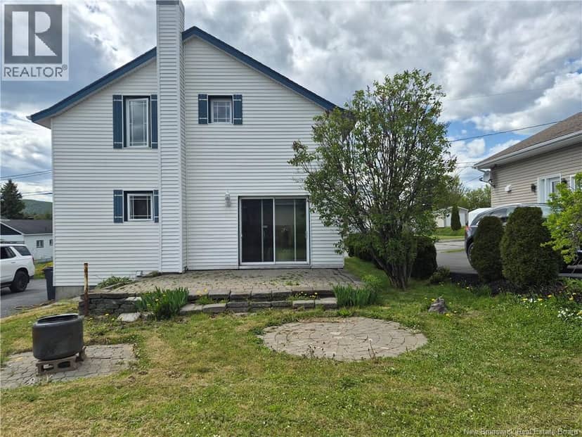 115 46th ave, Edmundston, photo 3