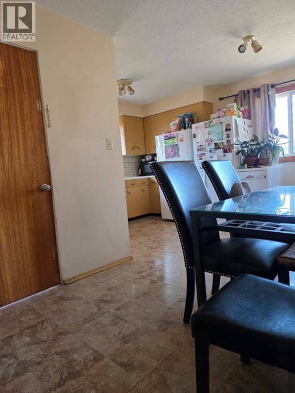 4436 51st Avenue, High Prairie, photo 6