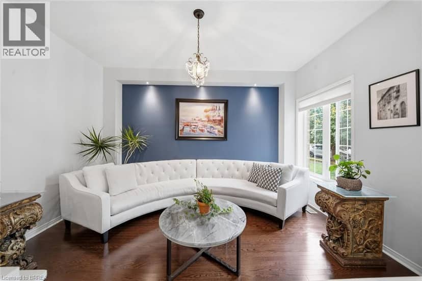 42 STEPHENSON Road — photo 4 of 40