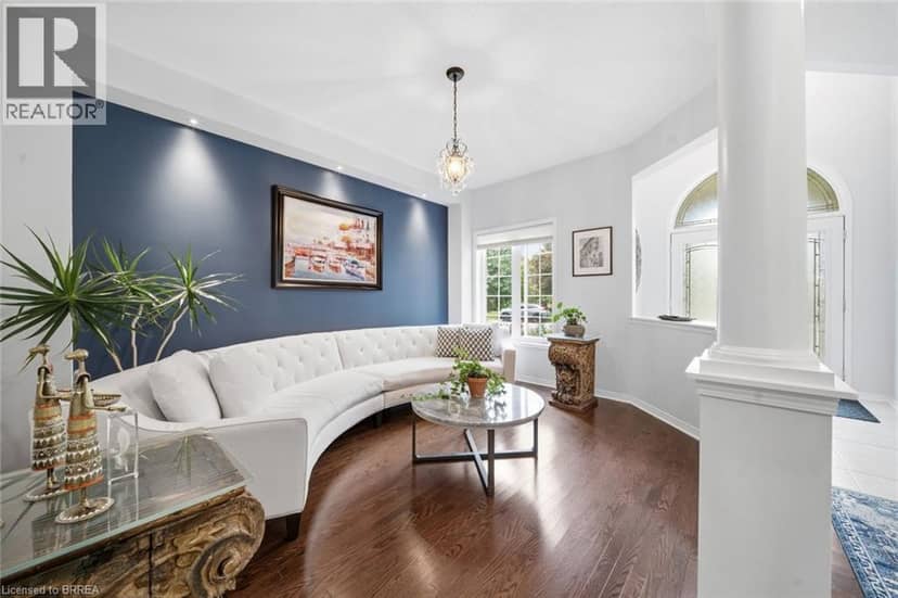 42 STEPHENSON Road — photo 3 of 40