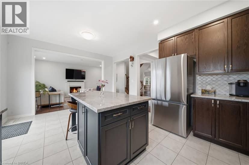 42 STEPHENSON Road — photo 10 of 40