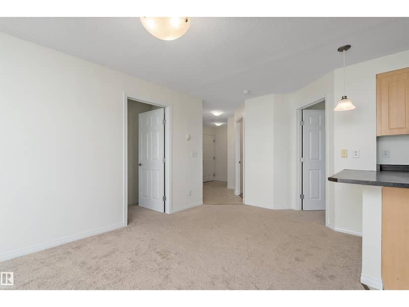 #201 630 McAllister Lo SW — photo 14 of 40