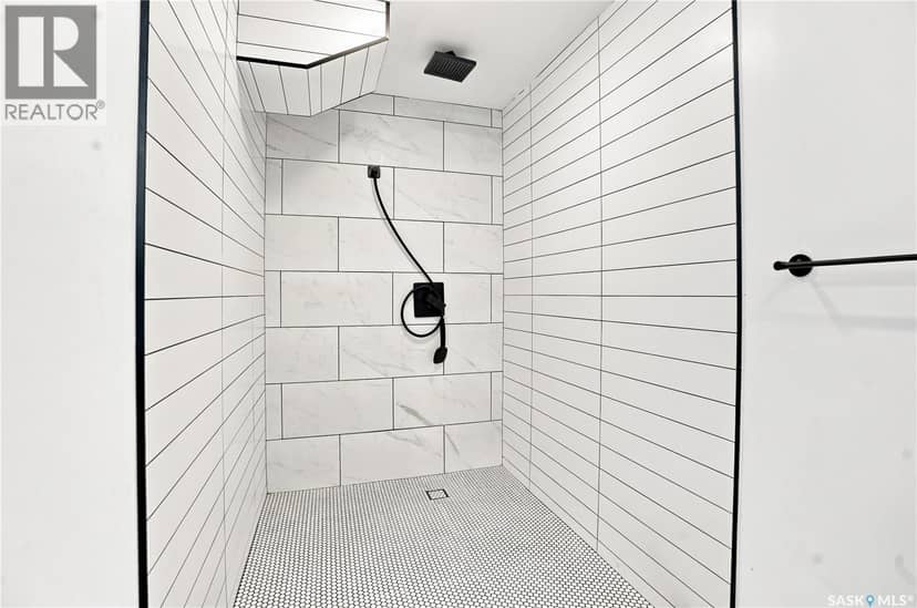 3445 11th STREET W — photo 9 of 40