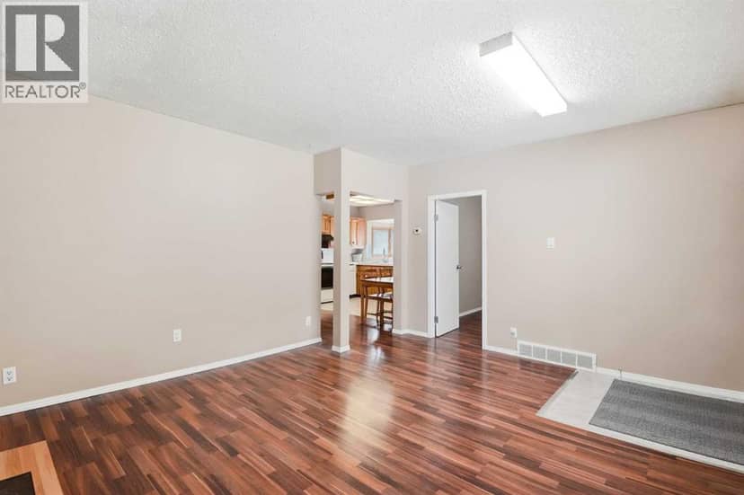 1832 43 Street SE, Calgary, photo 4
