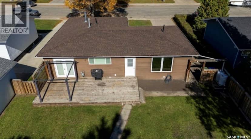 444 Mountview ROAD — photo 5 of 40