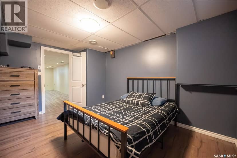 444 Mountview ROAD — photo 32 of 40
