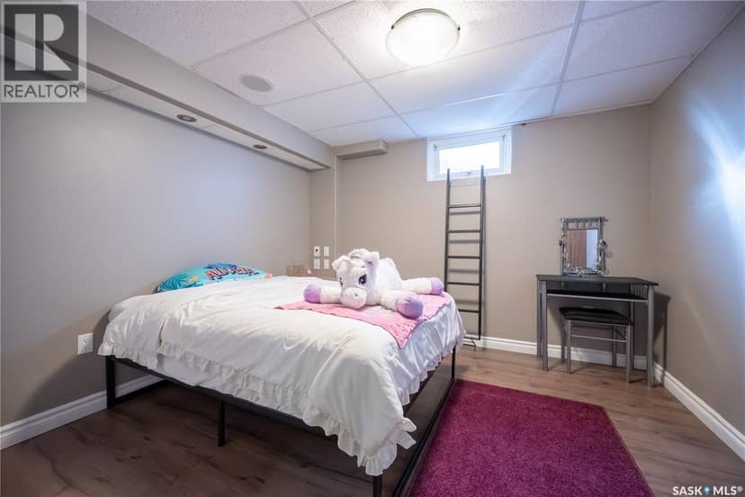 444 Mountview ROAD — photo 35 of 40