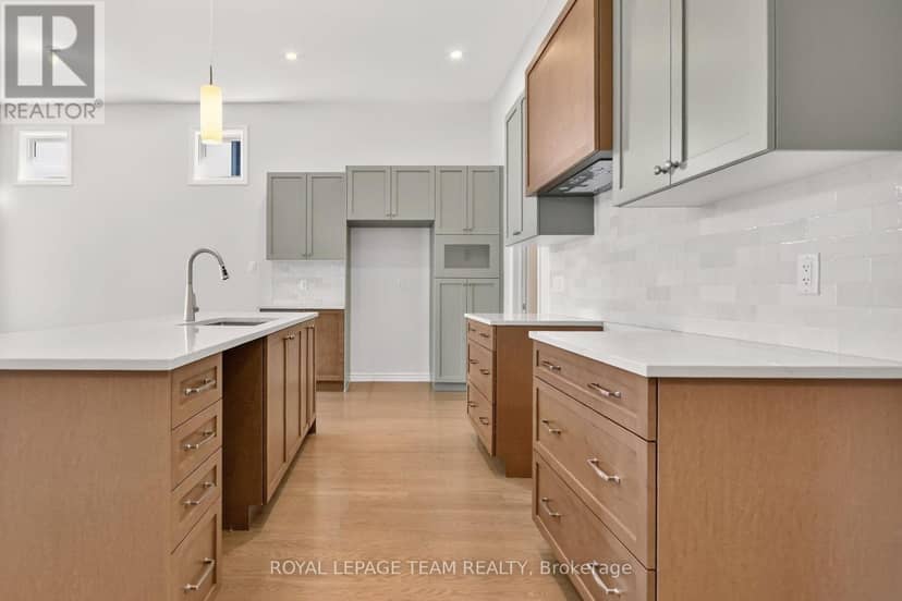654 Fisher Street — photo 13 of 40