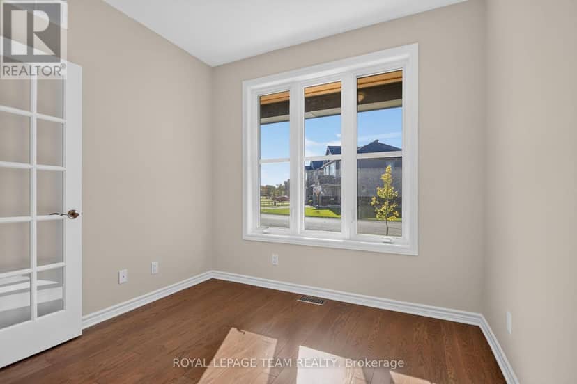 654 Fisher Street — photo 21 of 40