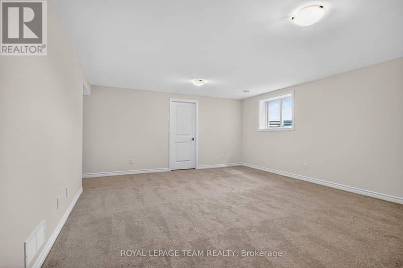 654 Fisher Street — photo 37 of 40