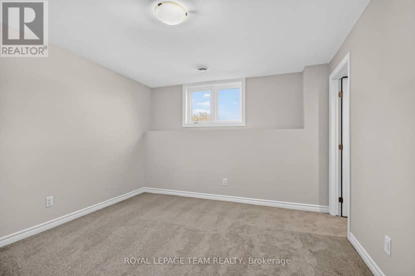 654 Fisher Street — photo 38 of 40