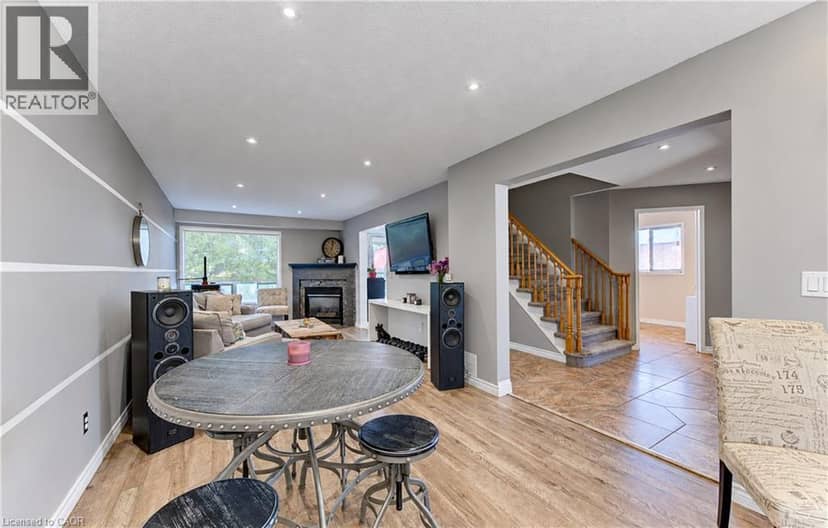 1 BROOM Street — photo 10 of 40