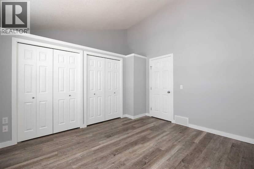 204, 123 Arabian Drive — photo 17 of 27
