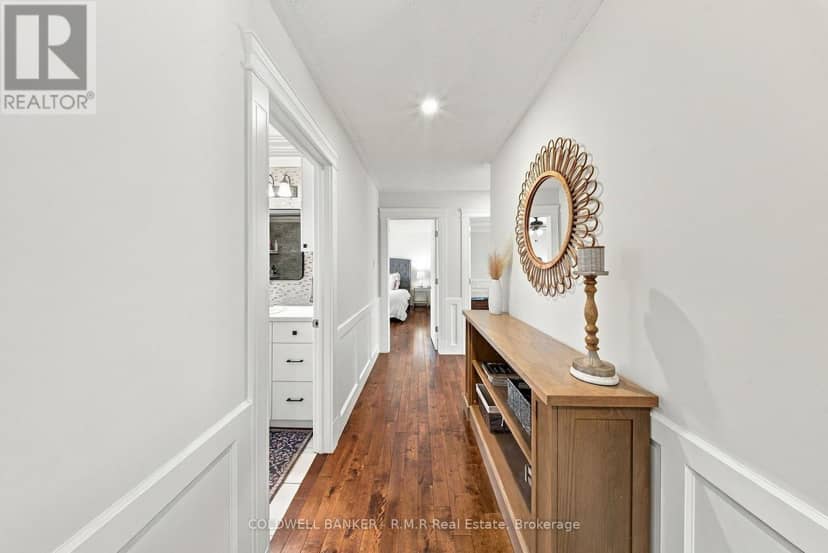34 Helen Crescent — photo 30 of 40