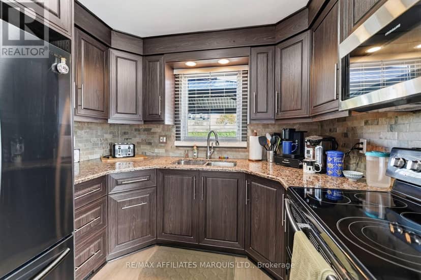 524 Anthony Street — photo 13 of 40