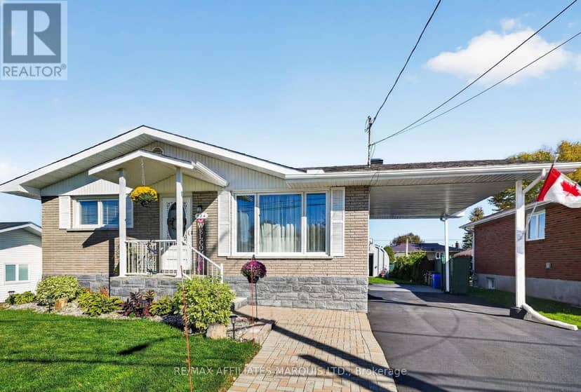 524 Anthony Street, Cornwall, photo 3