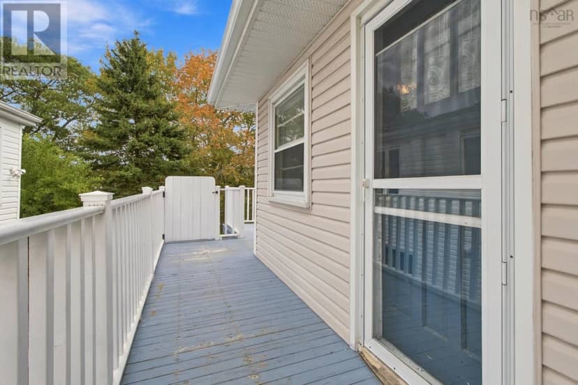 8 Rodney Road — photo 33 of 40