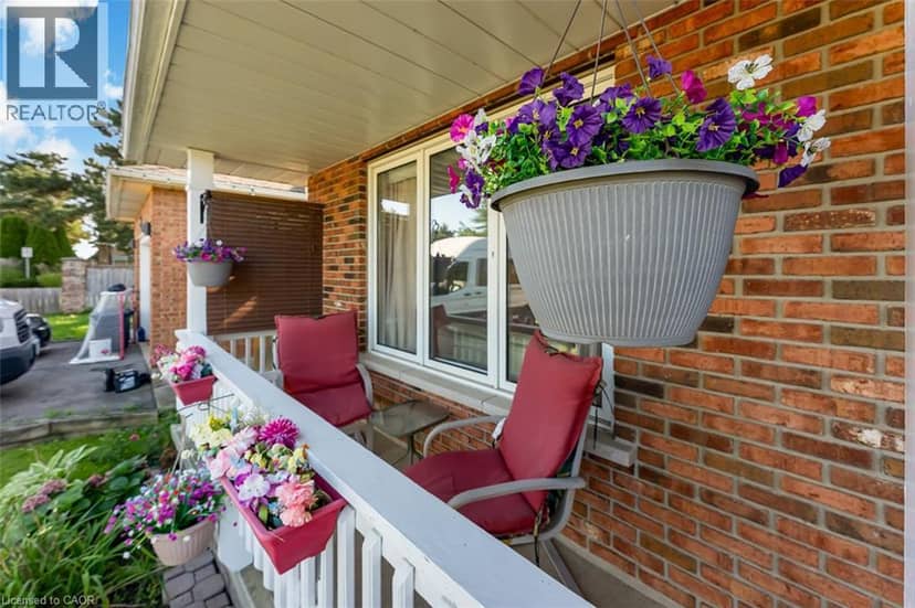 124 ST AUGUSTINE Drive, St. Catharines, photo 3