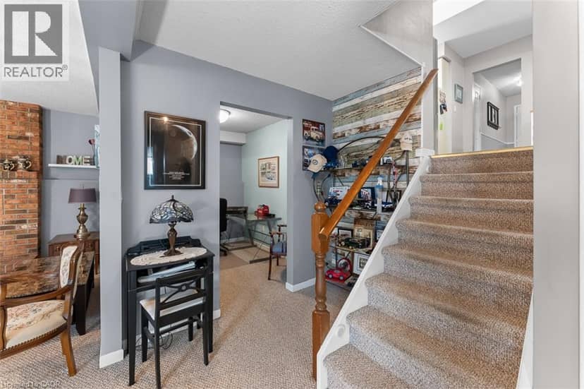 124 ST AUGUSTINE Drive — photo 34 of 40