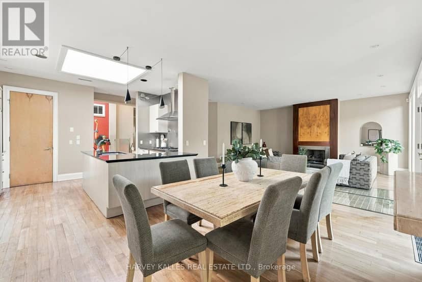 41 Hurlingham Crescent — photo 12 of 40