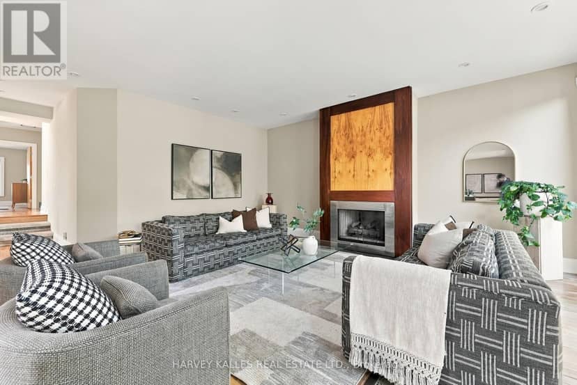 41 Hurlingham Crescent — photo 14 of 40