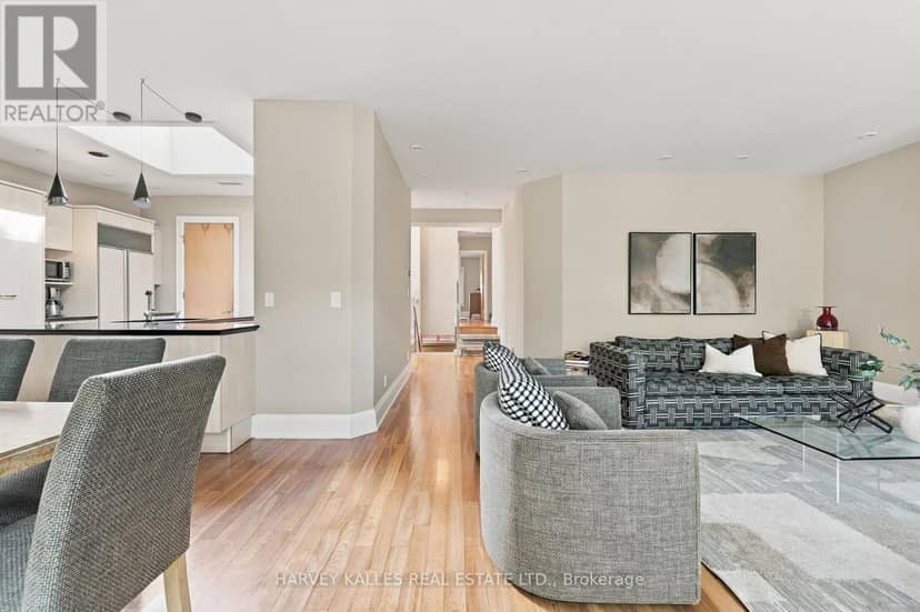 41 Hurlingham Crescent — photo 15 of 40