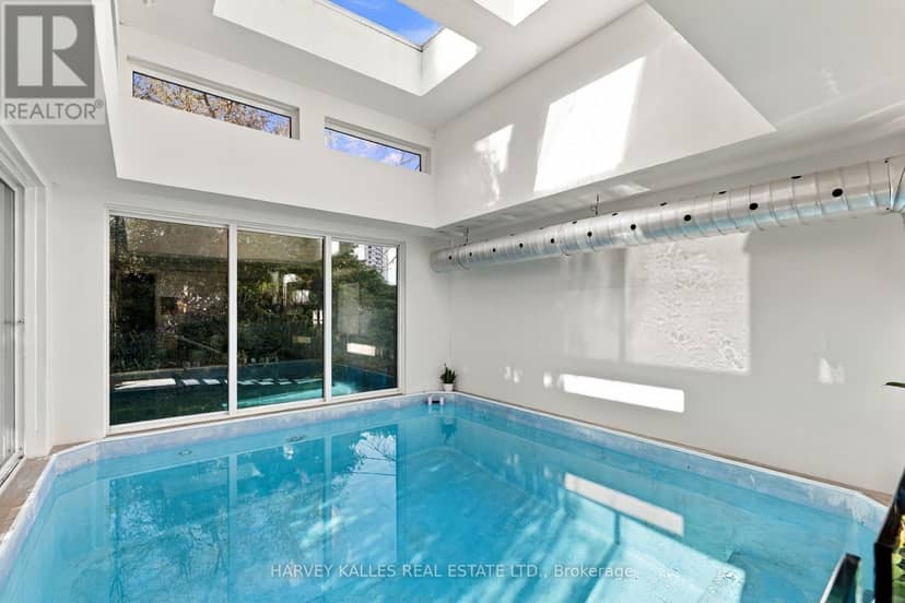 41 Hurlingham Crescent — photo 28 of 40