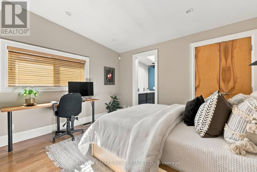 41 Hurlingham Crescent — photo 29 of 40