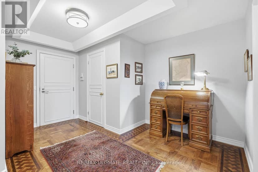 1105 - 211 Queens Quay W, Toronto, photo 7