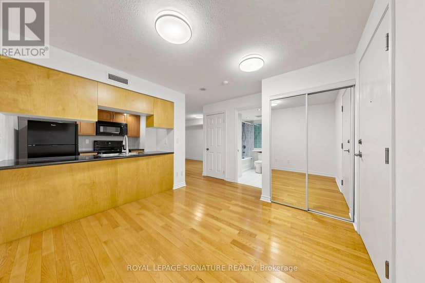 313 - 270 Wellington Street W, Toronto, photo 5