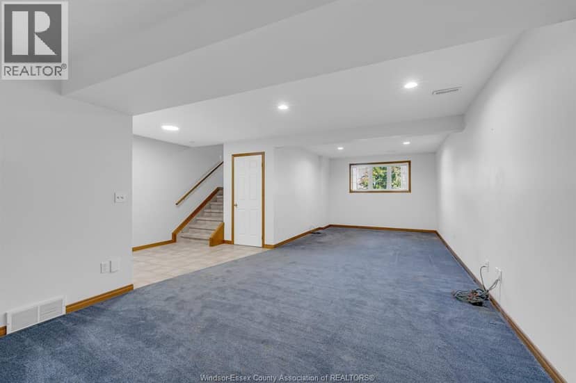 575 Carnegie — photo 20 of 30