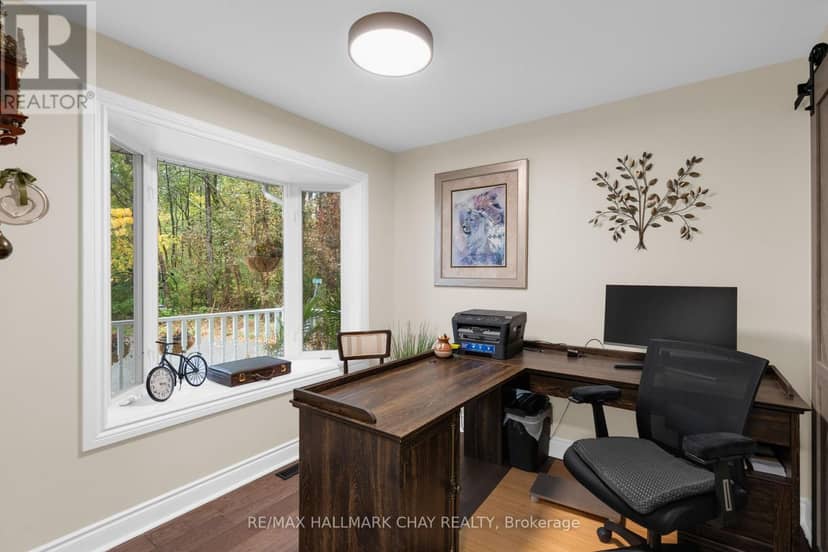 795 Jane Boulevard — photo 13 of 40