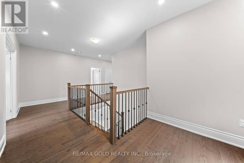 54 Gordon  Randle Drive — photo 16 of 40