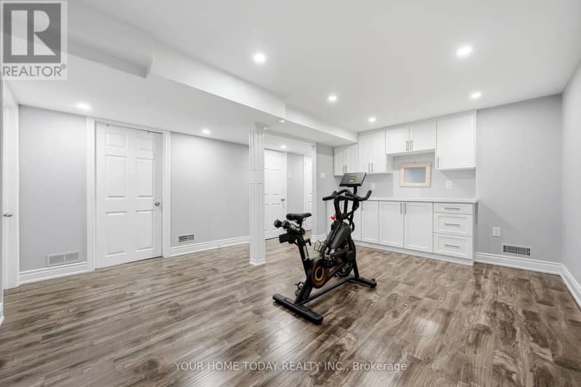 33 Preston Street — photo 29 of 40