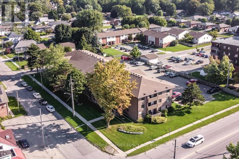 213 - 72 Main Street E, Port Colborne, photo 2