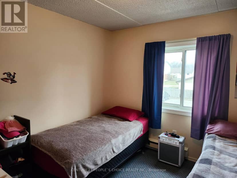 213 - 72 Main Street E, Port Colborne, photo 7