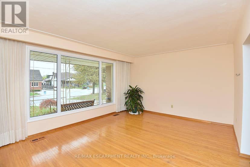 176 Kimberly Drive, Hamilton, photo 8