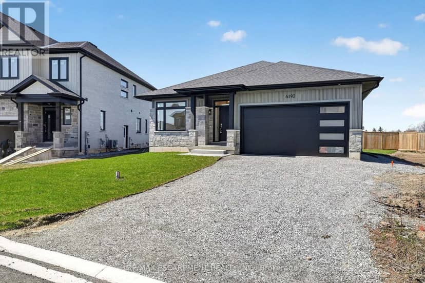 6192 Curlin Crescent, Niagara Falls, photo 2