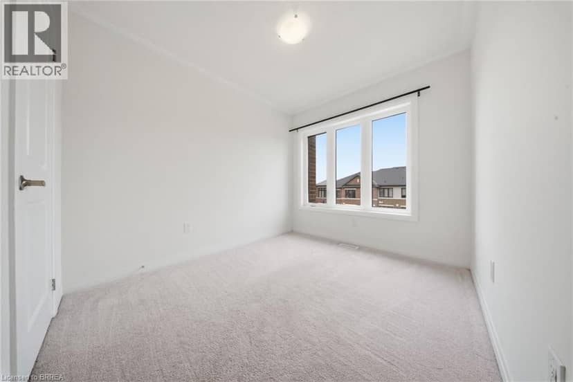 585 COLBORNE Street E Unit# 107 — photo 26 of 33